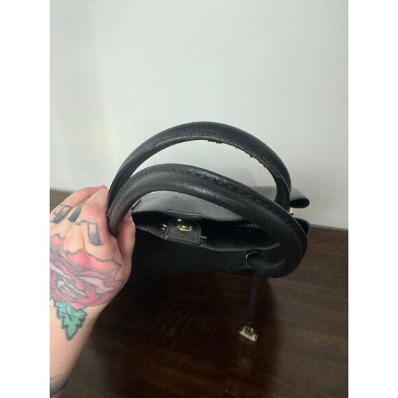 Michael Kors Mercer Gallery Med. Faux Pebbled Leather Tote Bag - Picture 9 of 12